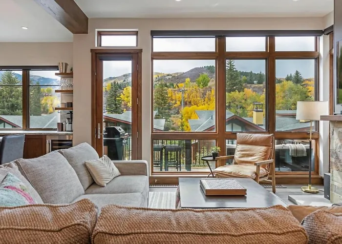 Luxe Riverfront Mountain Retreat Walk To Gondola